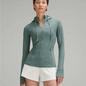 Lululemon Hooded Define Jacket in Medium Forest size 4
